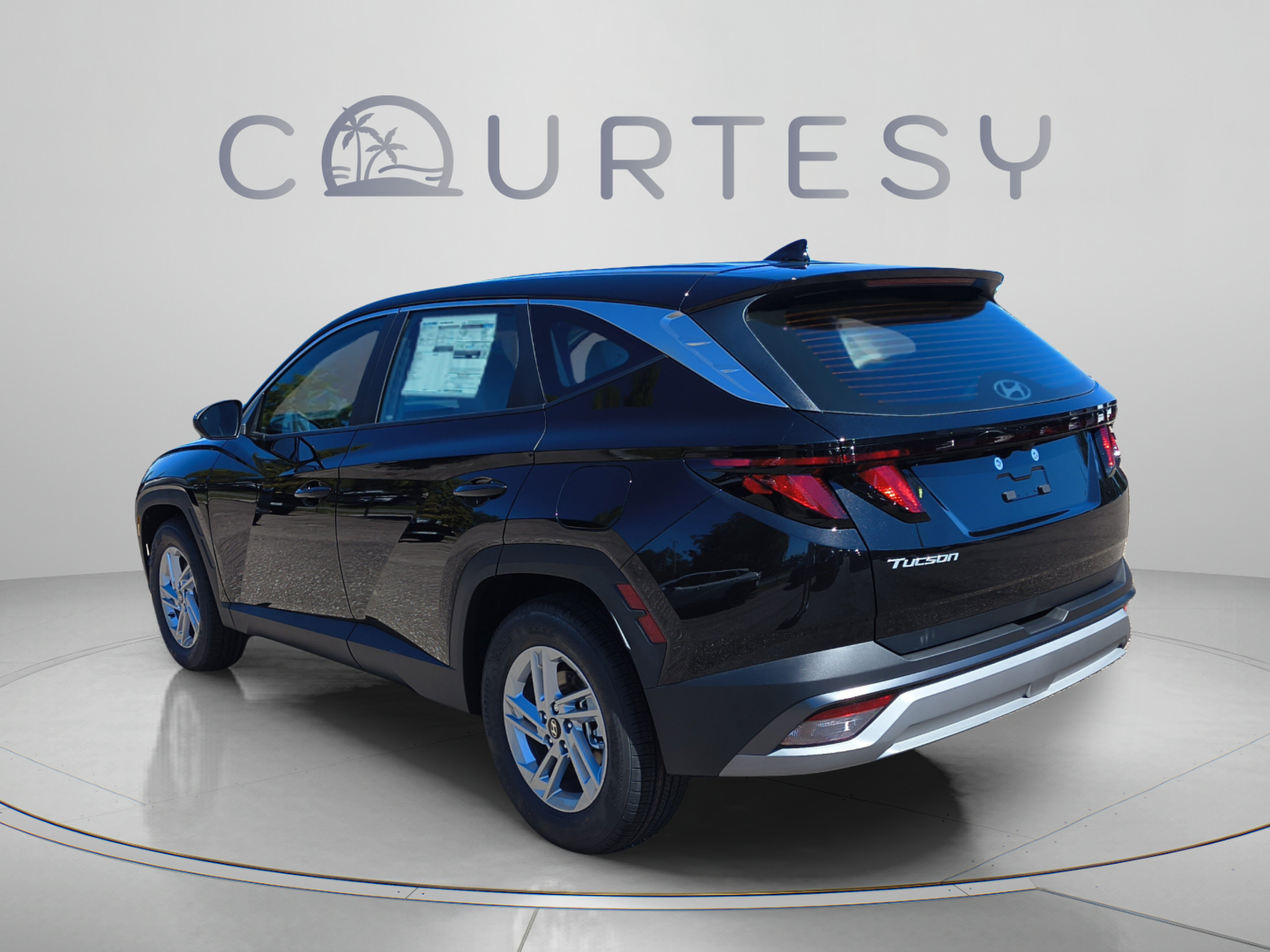 New 2026 Hyundai Tucson SE FWD image 3
