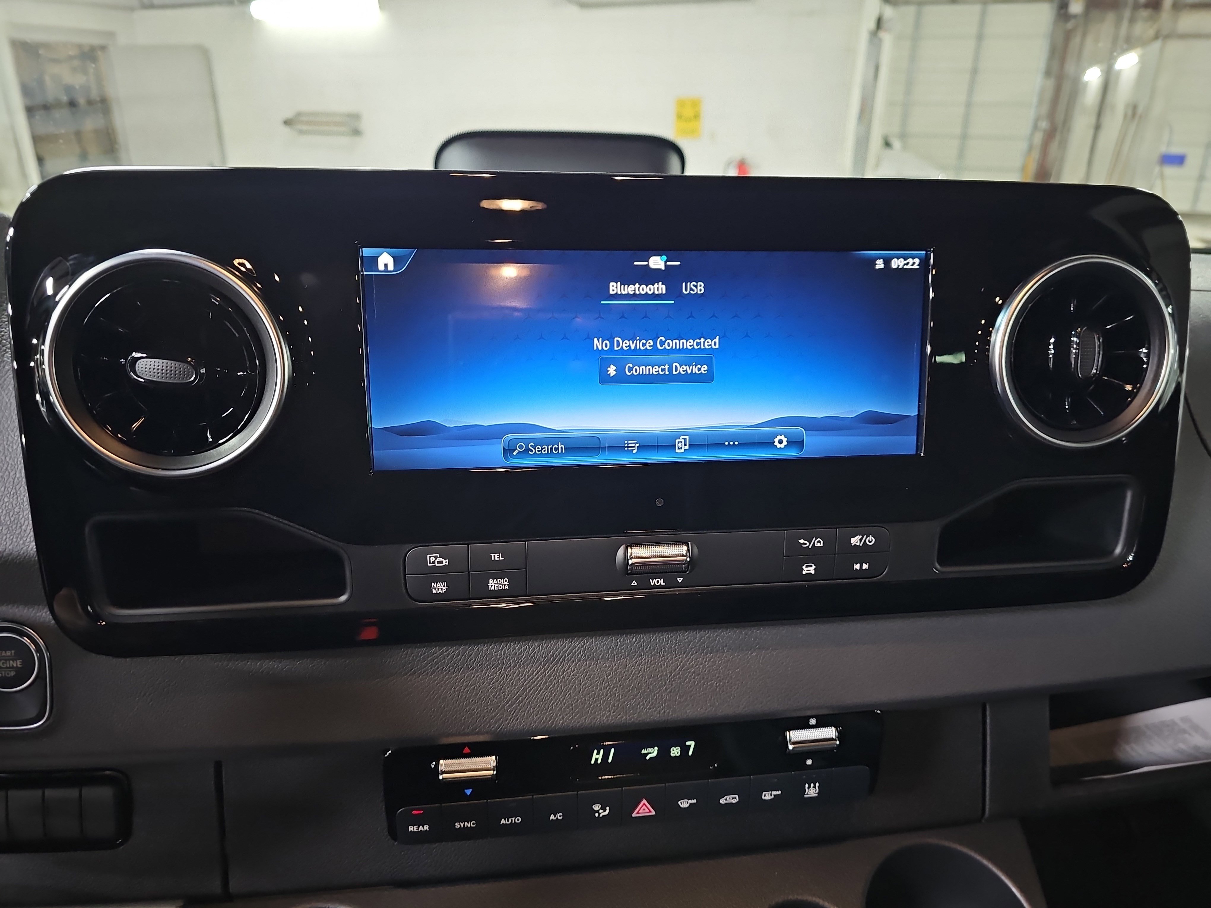 New 2026 Mercedes-Benz Sprinter 2500 image 24