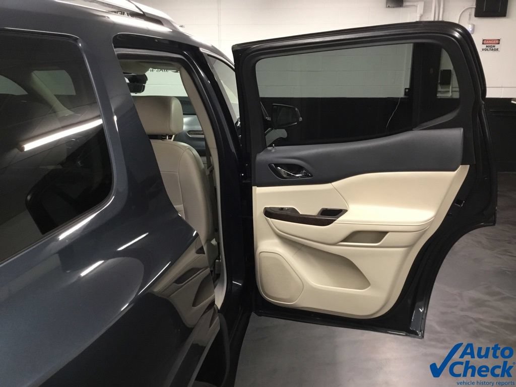 Used 2020 GMC Acadia Denali AWD/4WD image 36