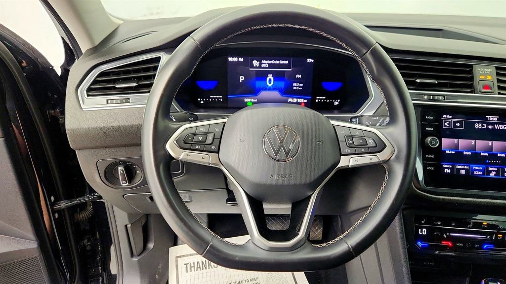 Used 2022 Volkswagen Tiguan SE image 11