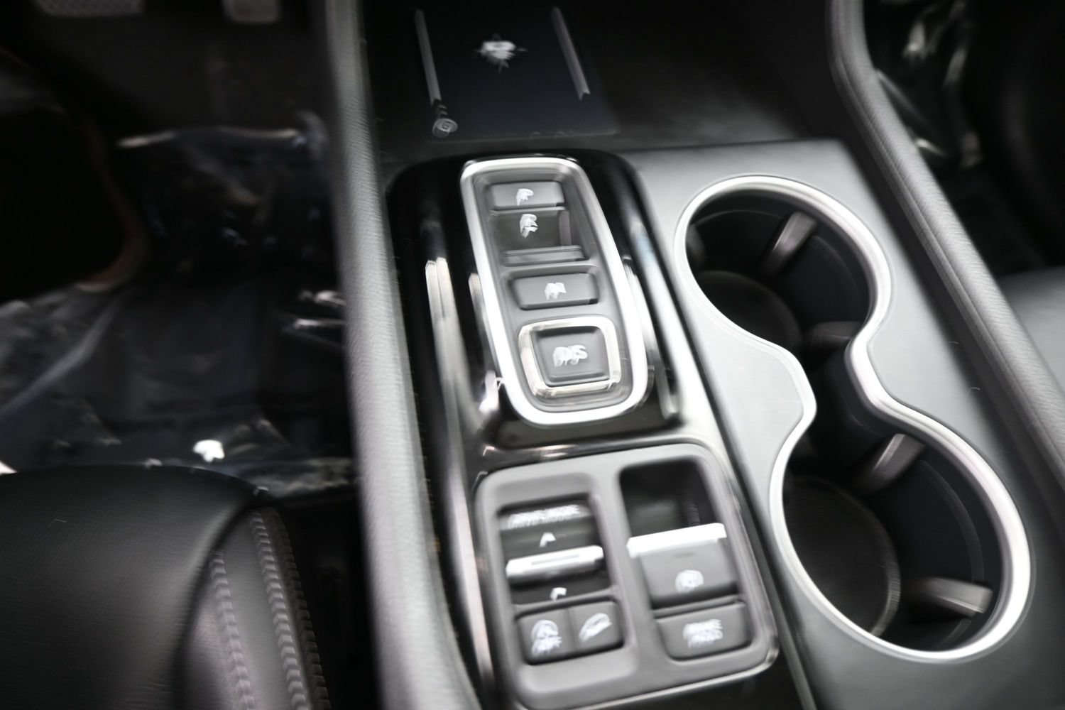 Used 2023 Honda Pilot Touring image 14