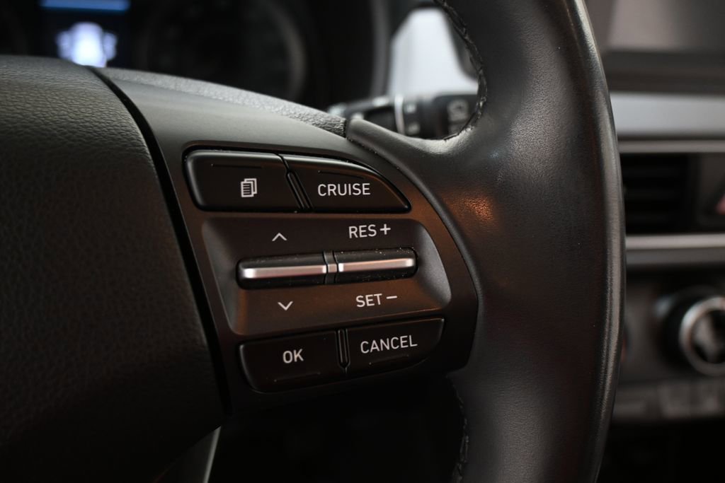 Used 2020 Hyundai Kona SEL Plus AWD/4WD image 29