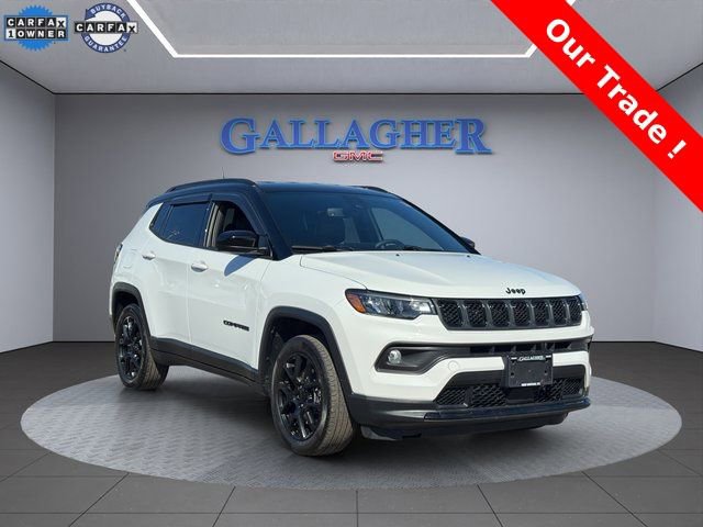 Used 2023 Jeep Compass Altitude w/ Convenience Group image 1