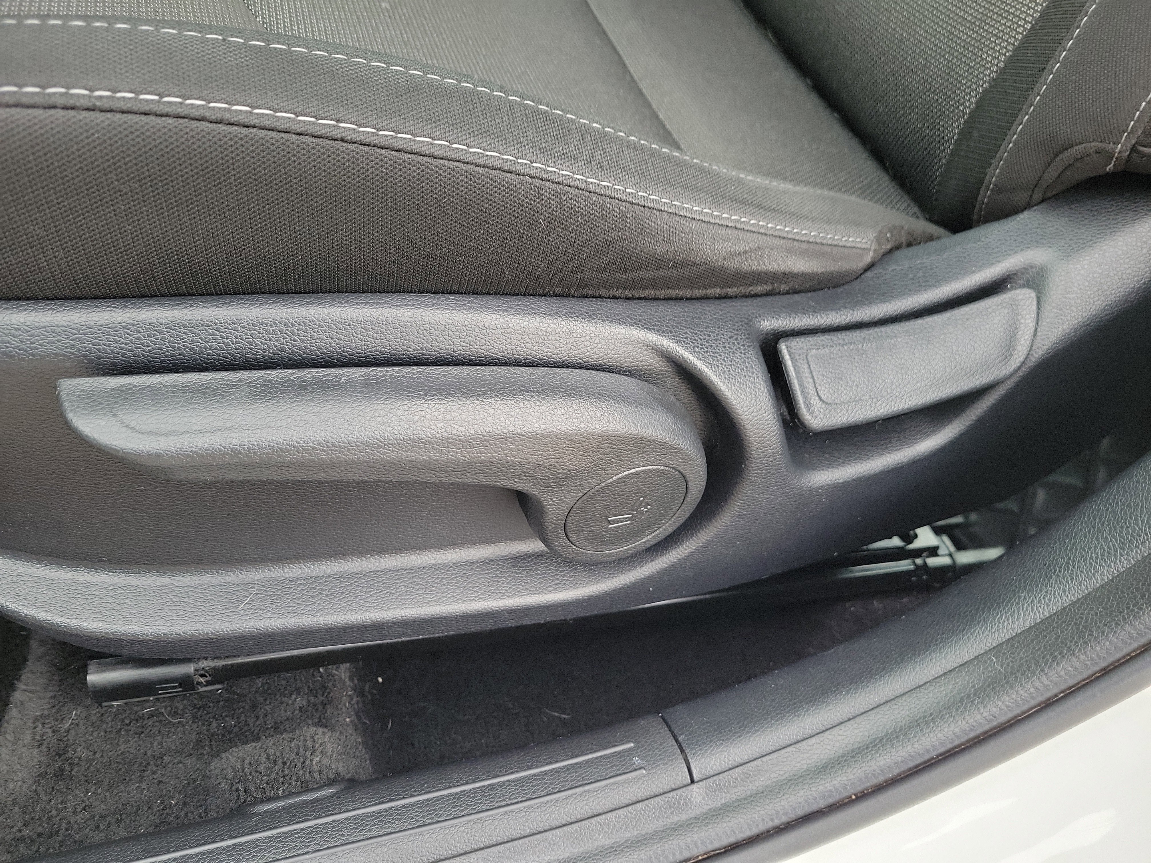 Used 2022 Kia Forte FE image 16