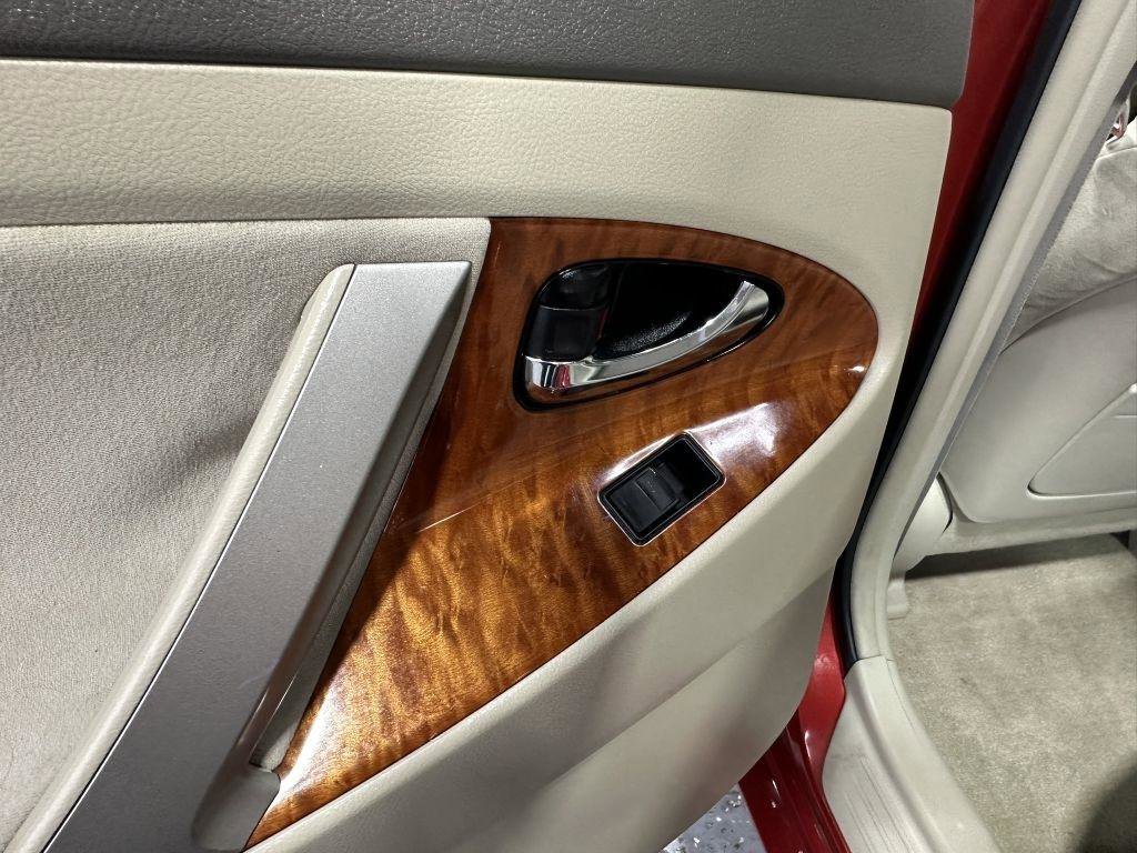 Used 2009 Toyota Camry LE image 19