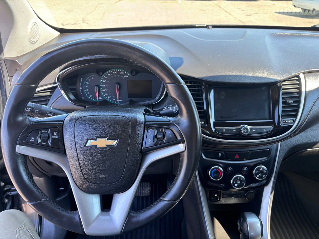 Used 2019 Chevrolet Trax LT w/ Driver Confidence Package AWD/4WD image 14