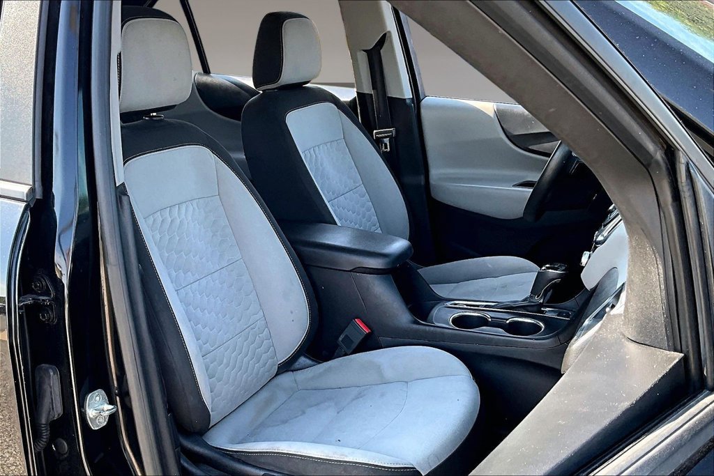 Used 2020 Chevrolet Equinox LS AWD/4WD image 7