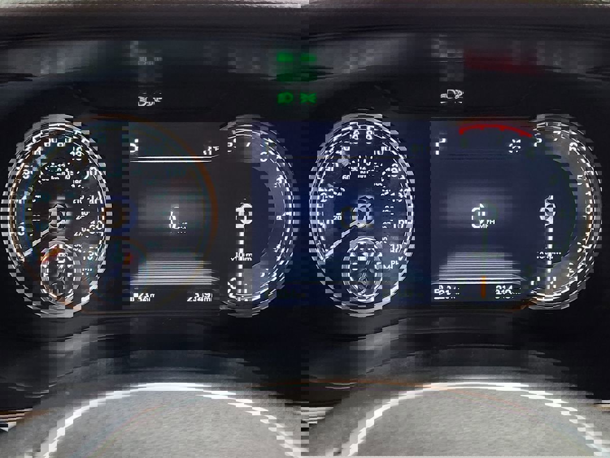 Used 2022 Genesis G70 3.3T RWD image 34