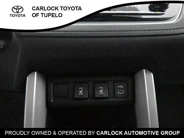 Used 2025 Toyota Corolla Cross XLE w/ Convenience Package AWD/4WD image 14
