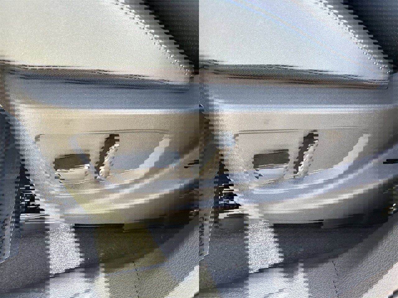 New 2026 Nissan Leaf SV+ w/ Illuminated Package image 24