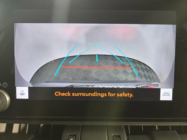 Used 2023 Toyota RAV4 XLE Premium image 18