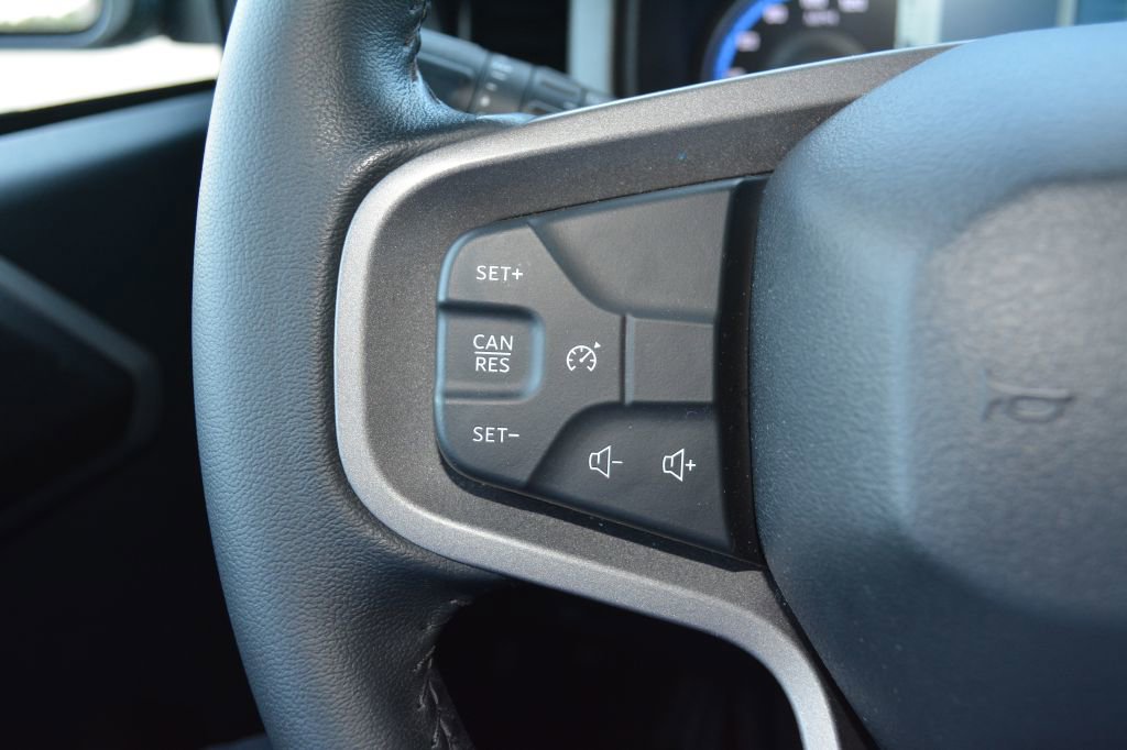 Used 2024 Ford Bronco Black Diamond AWD/4WD image 16