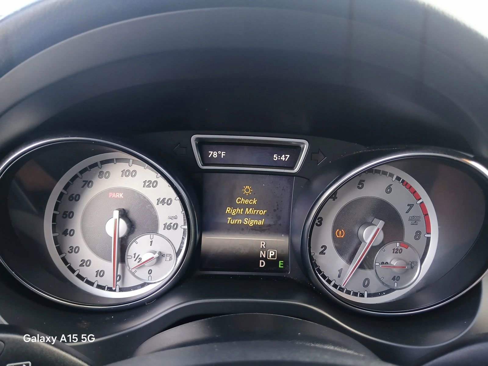 Used 2015 Mercedes-Benz CLA 250 image 29