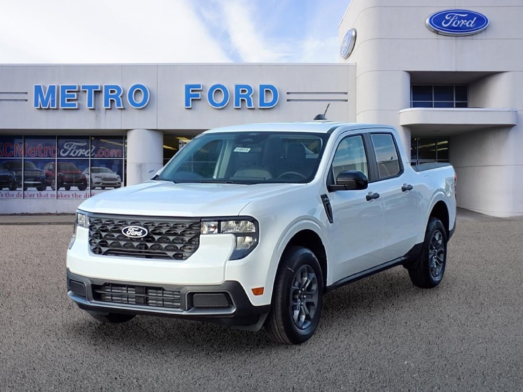 New 2026 Ford Maverick XLT w/ Equipment Group 301A AWD/4WD image 7