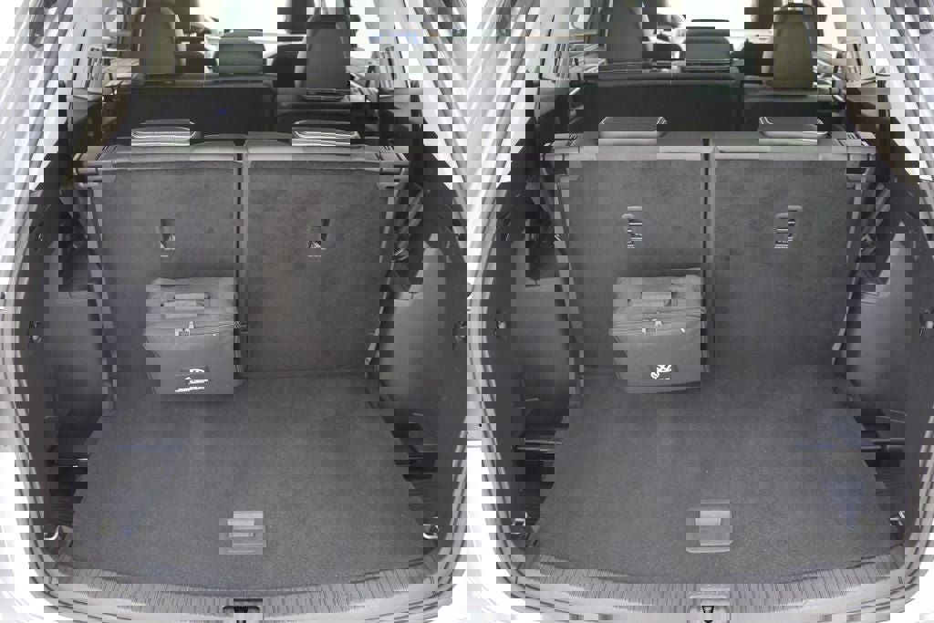 Used 2024 Volkswagen Atlas SEL image 30