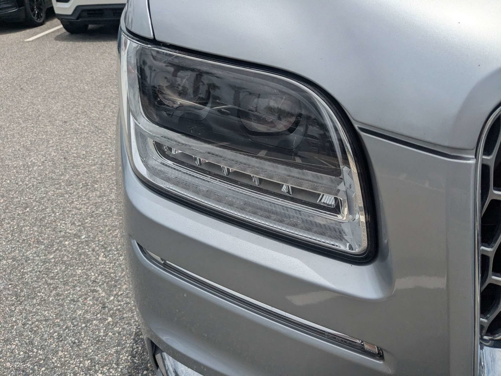Used 2021 Lincoln Navigator L Reserve AWD/4WD image 10
