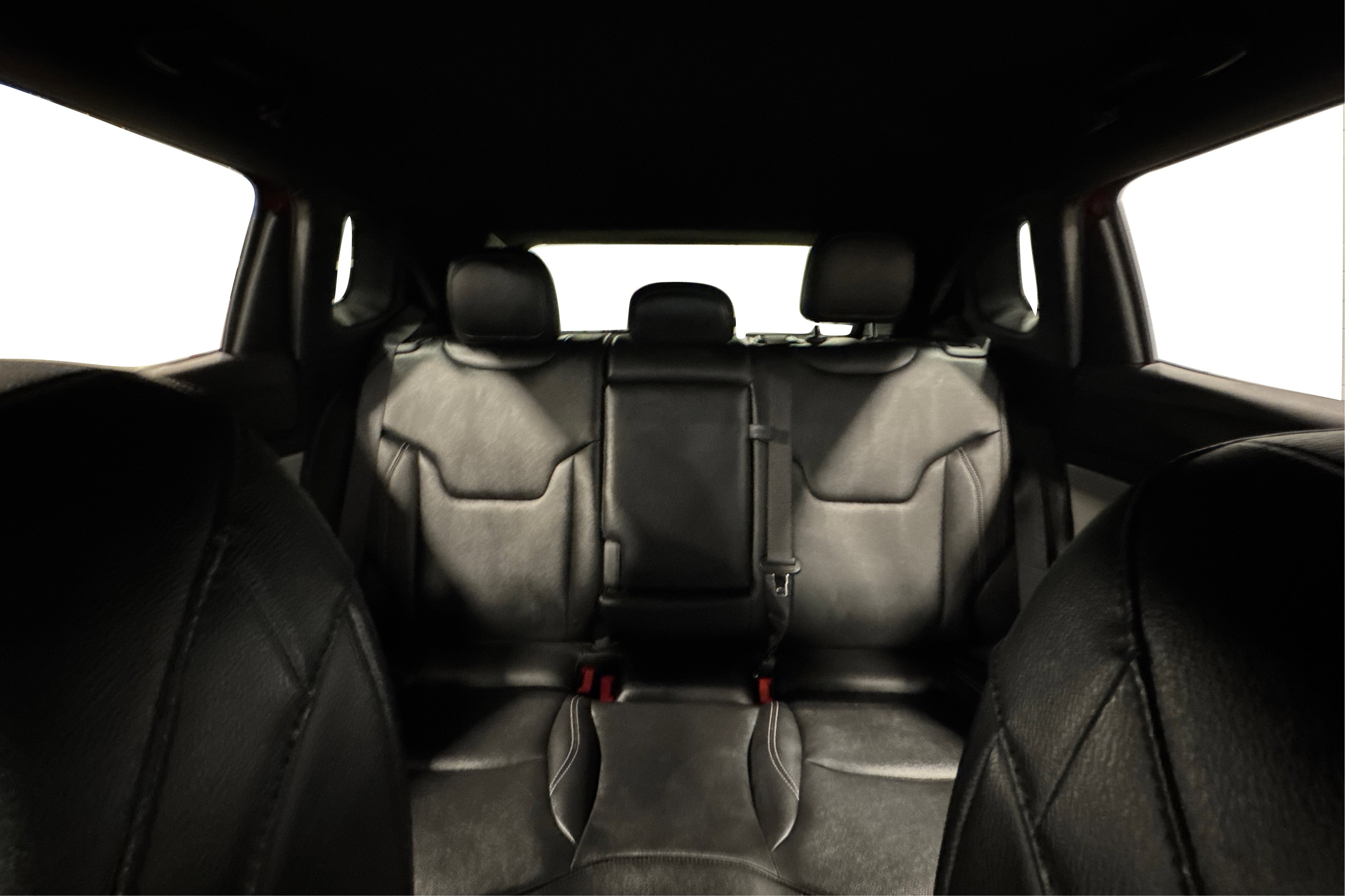 Used 2025 Jeep Compass Limited image 43