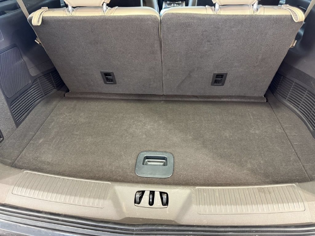 Certified 2023 Lincoln Aviator Reserve w/ Equipment Group 201A AWD/4WD image 30