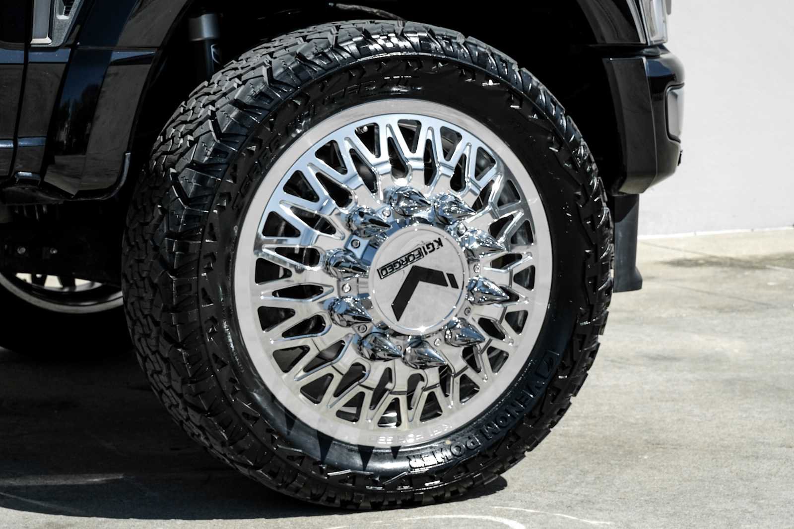 Used 2025 Ford F450 Platinum w/ Platinum Plus Package image 54