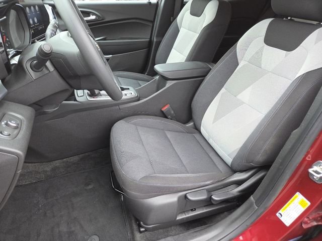 Certified 2024 Chevrolet Trax LS FWD image 29