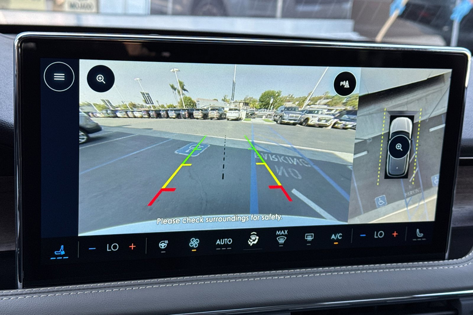 New 2025 Lincoln Corsair Reserve w/ Equipment Group 202A image 19