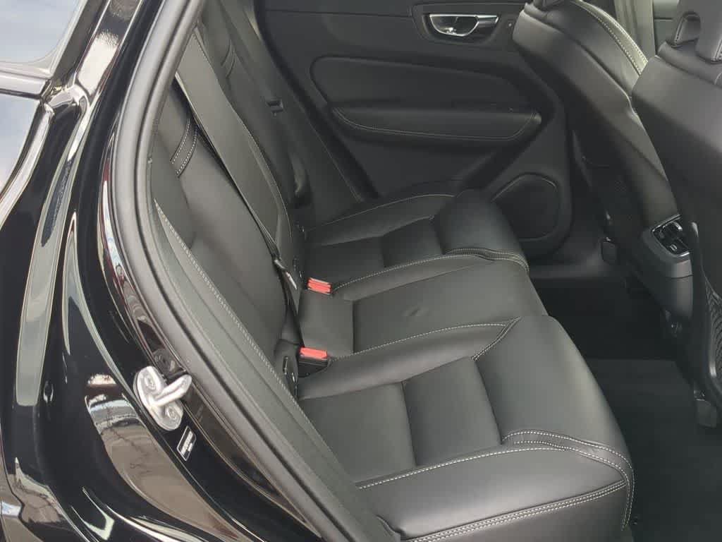 Used 2025 Volvo XC60 B5 Ultra w/ Protection Package Premier AWD/4WD image 19