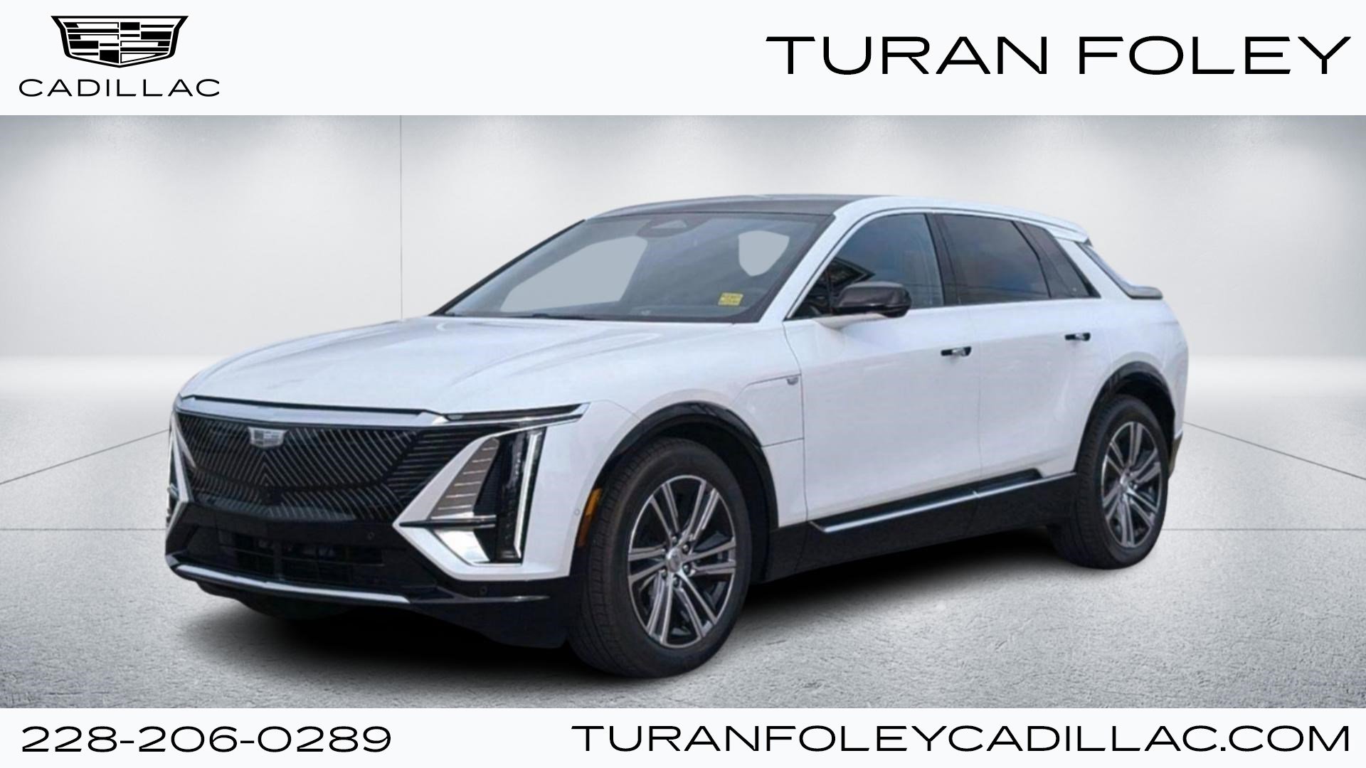 New 2025 Cadillac Lyriq Luxury