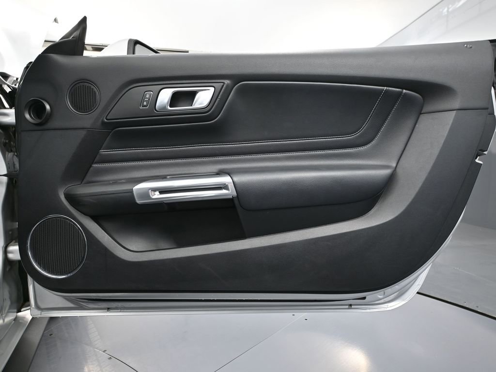 Used 2018 Ford Mustang Premium w/ Equipment Group 201A image 42