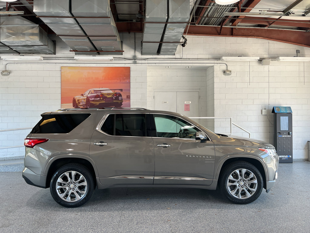 Used 2019 Chevrolet Traverse Premier w/ Driver Confidence II Package image 12