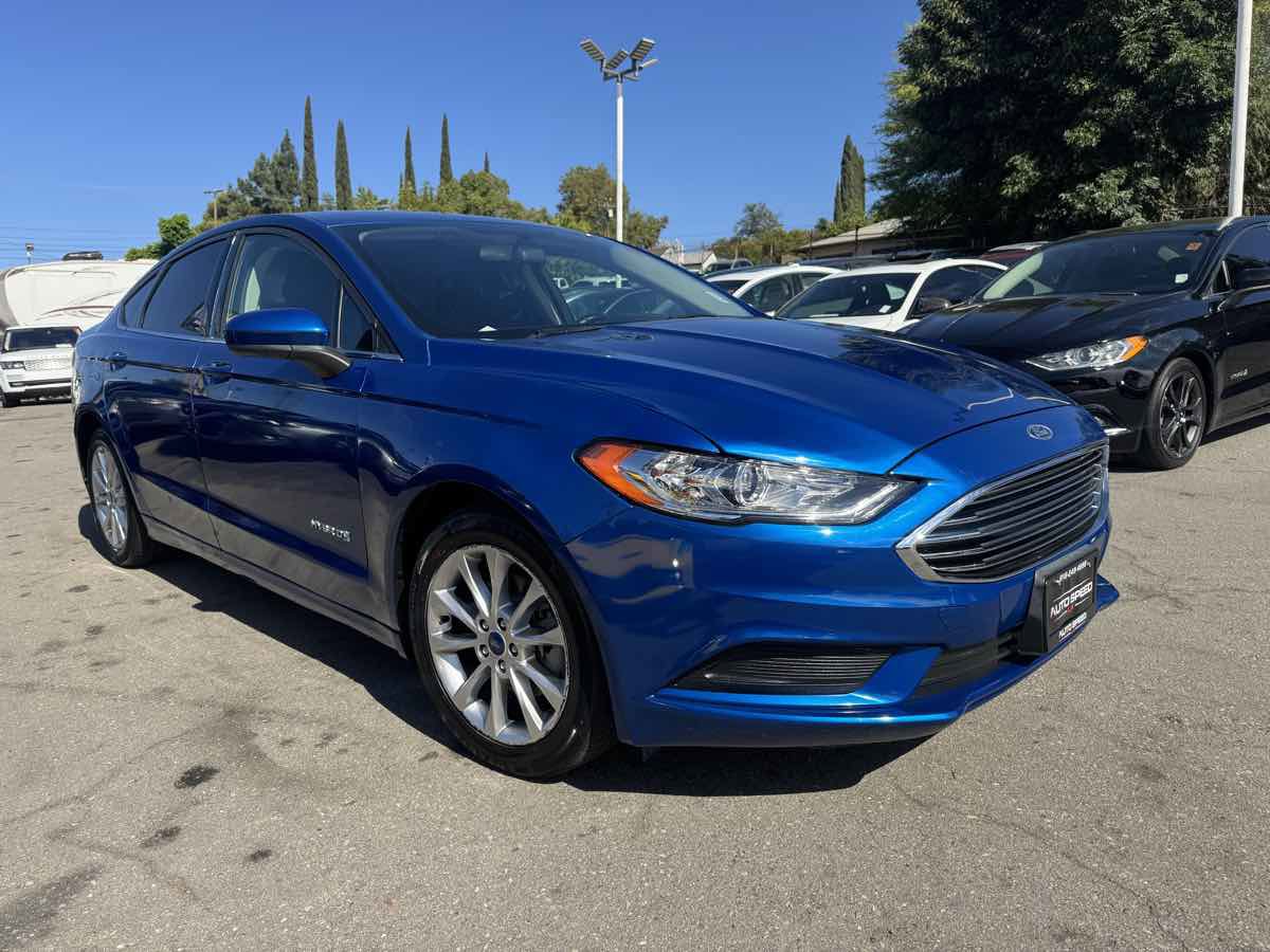 Used 2017 Ford Fusion SE