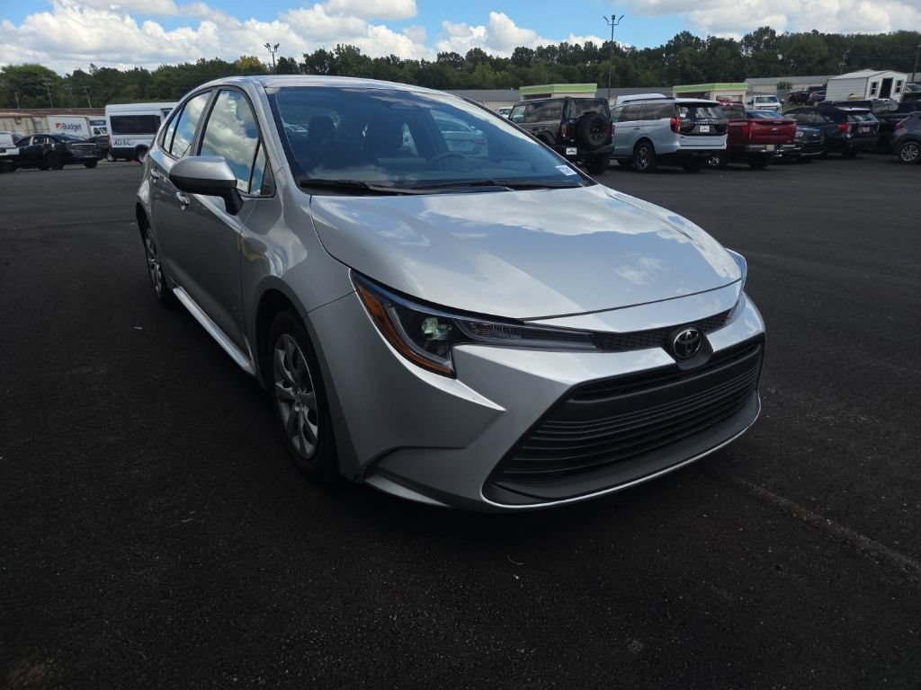Used 2025 Toyota Corolla LE