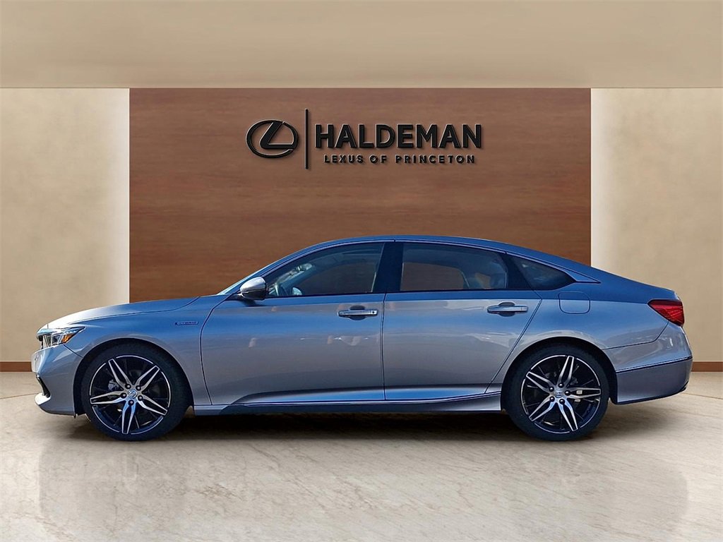 Used 2021 Honda Accord Touring image 4