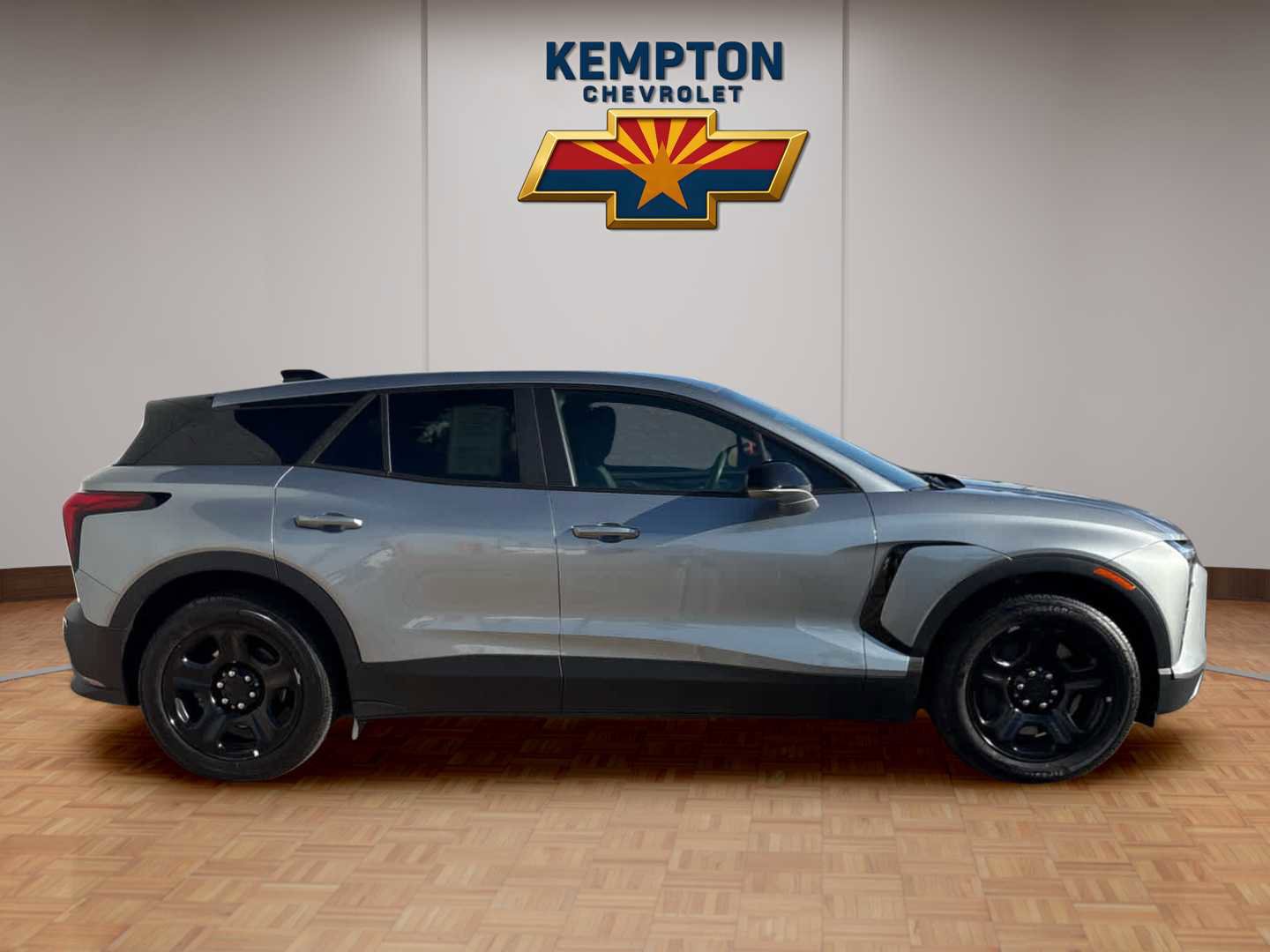 Used 2024 Chevrolet Blazer EV AWD Police image 7