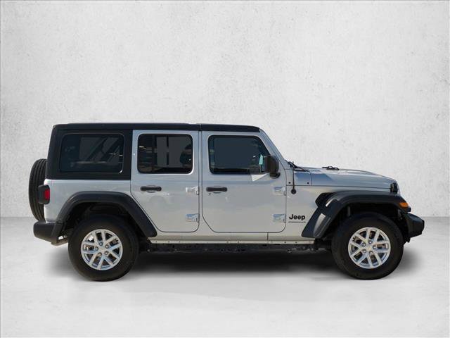 Used 2023 Jeep Wrangler Sport S image 4