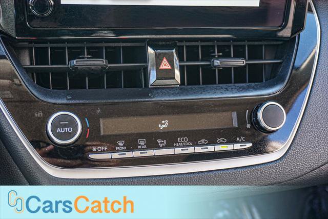 Used 2025 Toyota Corolla LE FWD image 29