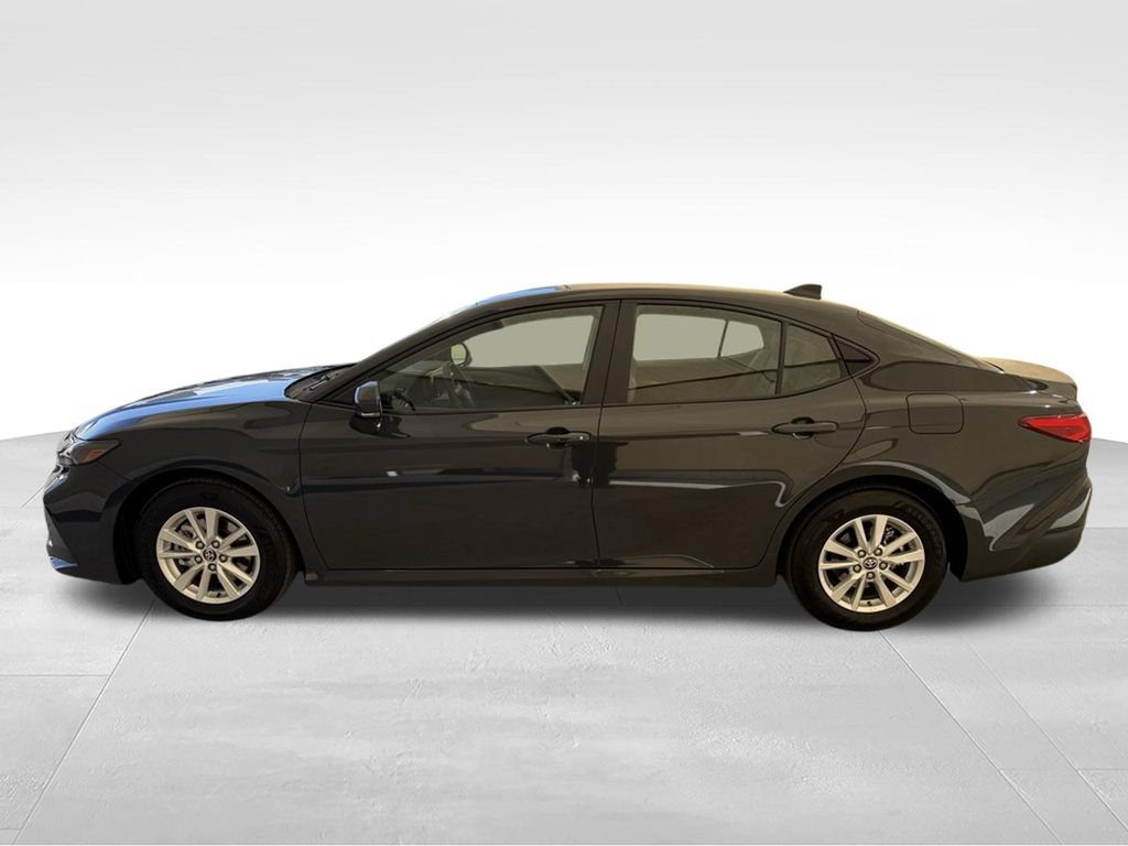 Used 2025 Toyota Camry LE w/ Convenience Package AWD/4WD image 9