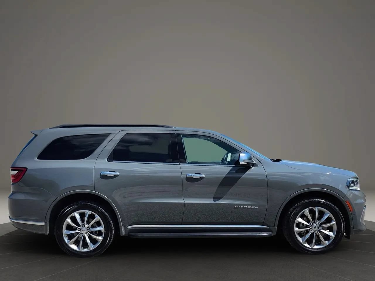 Used 2022 Dodge Durango Citadel w/ Trailer Tow Group IV AWD/4WD image 8