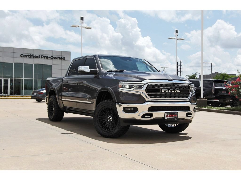 Used 2024 RAM 1500 Limited AWD/4WD image 1