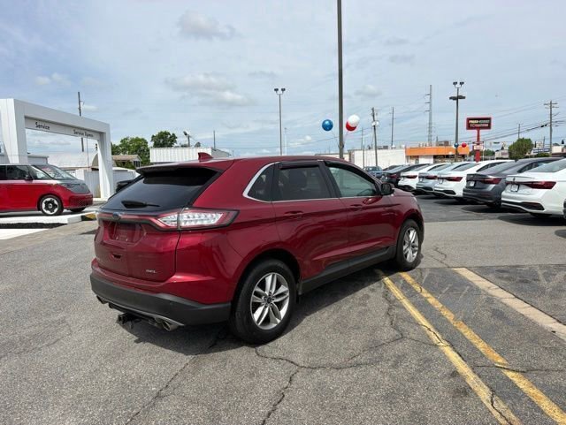 Used 2018 Ford Edge SEL w/ Equipment Group 201A FWD image 6
