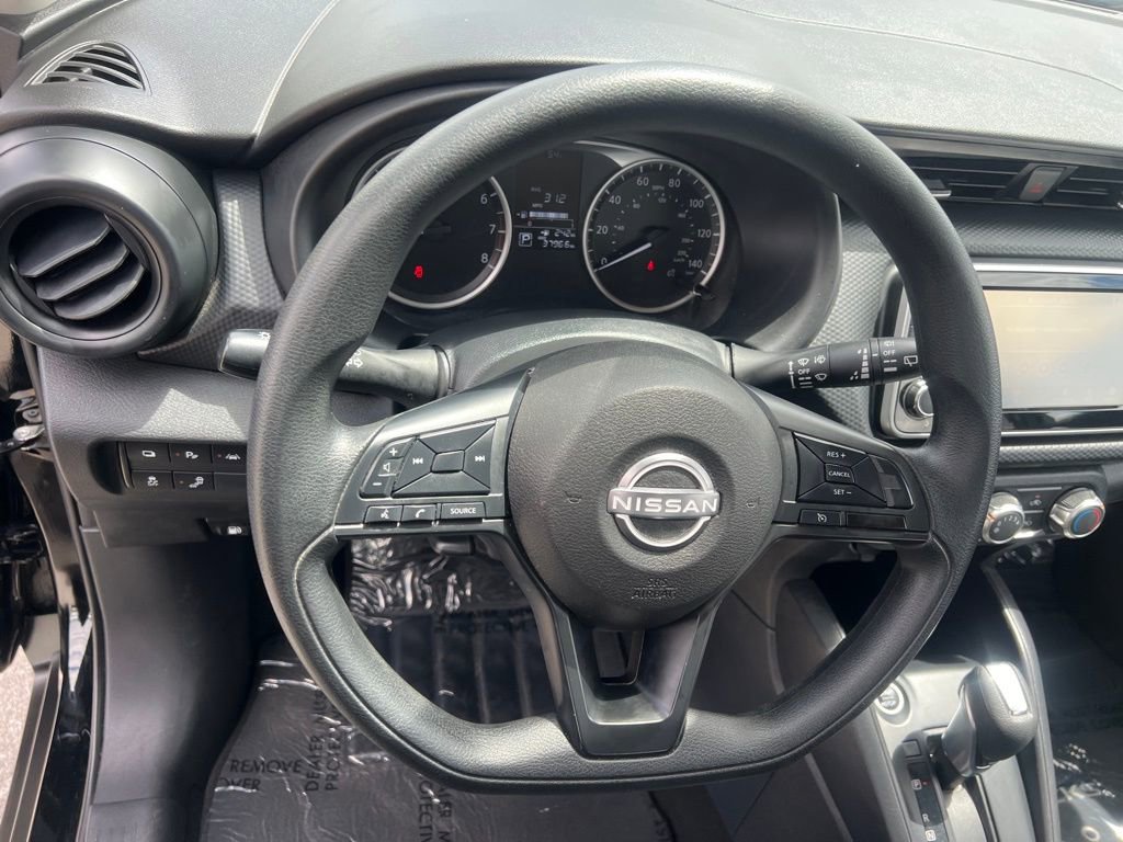 Used 2024 Nissan Kicks S FWD image 16
