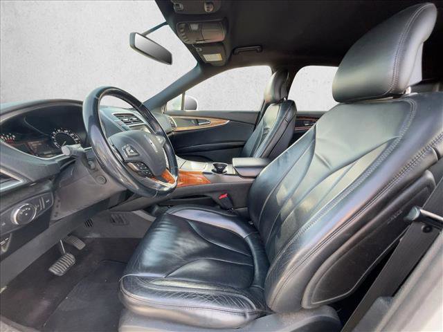 Used 2016 Lincoln MKX Select image 15