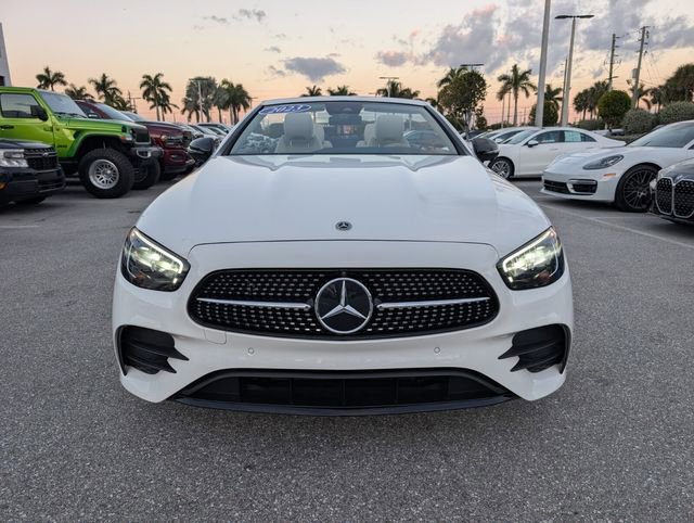 Used 2023 Mercedes-Benz E 450 Cabriolet image 2