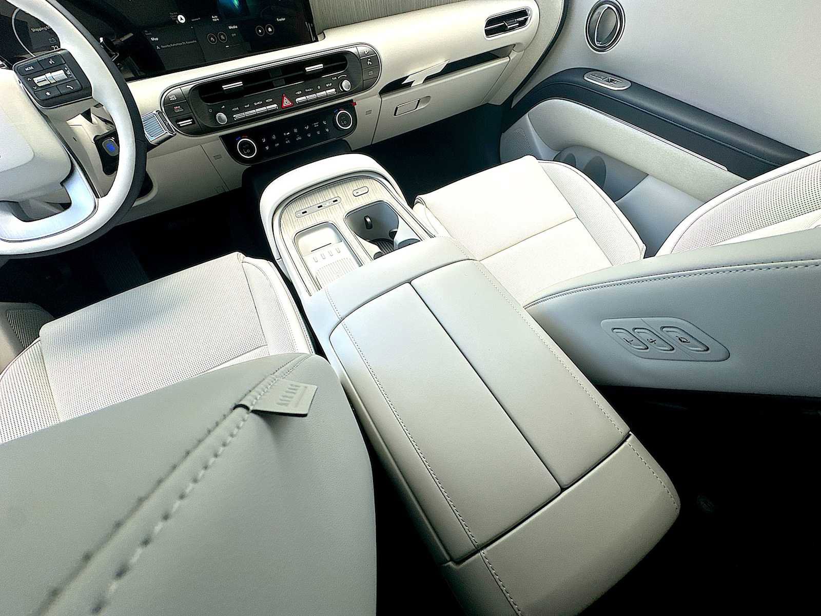 New 2026 Hyundai Palisade Calligraphy AWD/4WD image 23