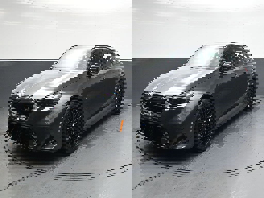 Used 2026 BMW M5 Touring image 8