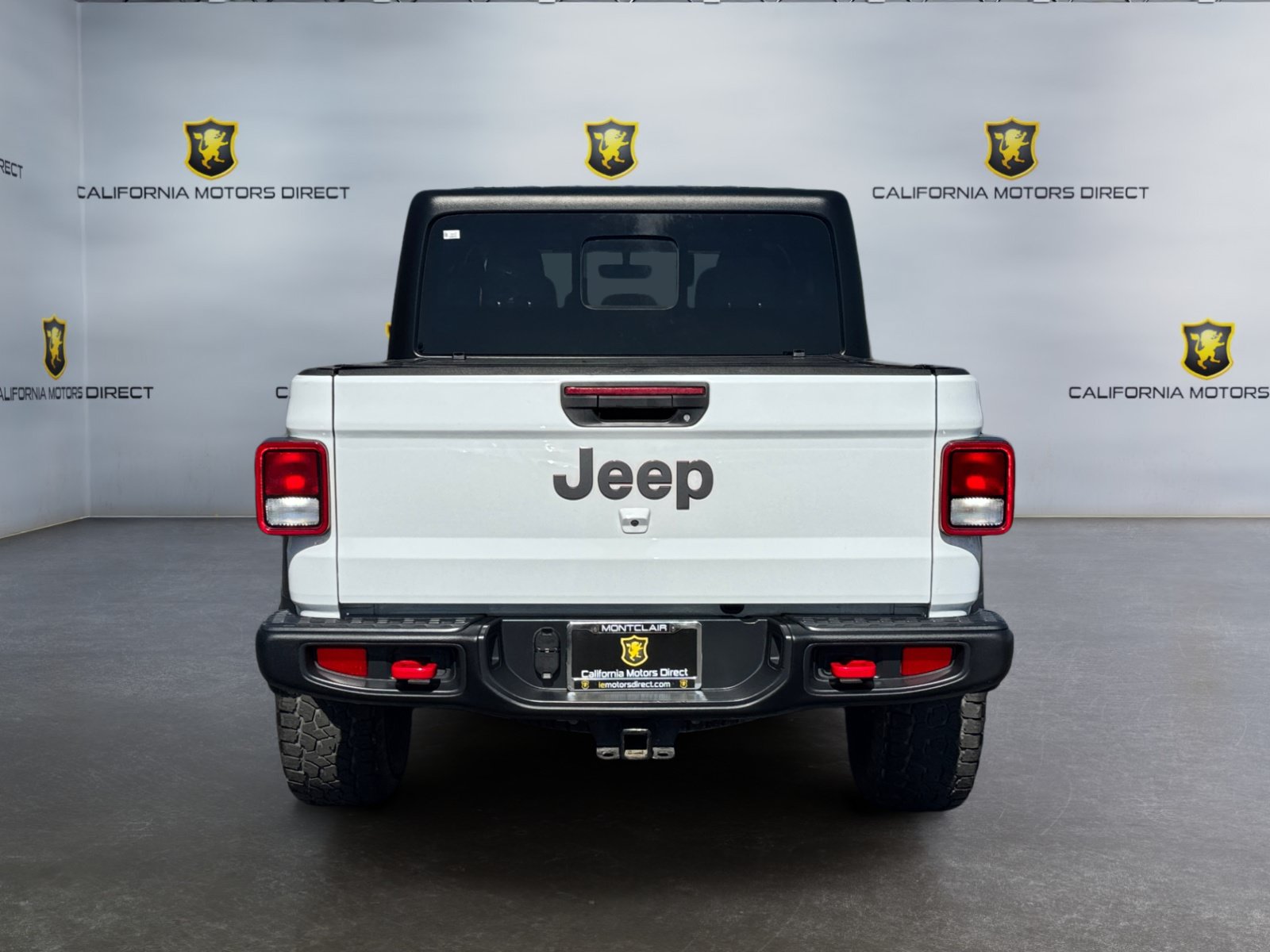 Used 2023 Jeep Gladiator Rubicon w/ Trailer Tow Package AWD/4WD image 4