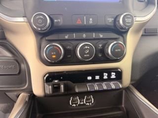 Used 2022 RAM 2500 Laramie AWD/4WD image 22