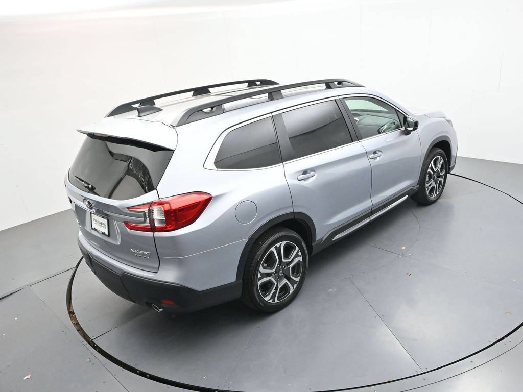 Used 2025 Subaru Ascent Limited w/ Popular Package #2 AWD/4WD image 32