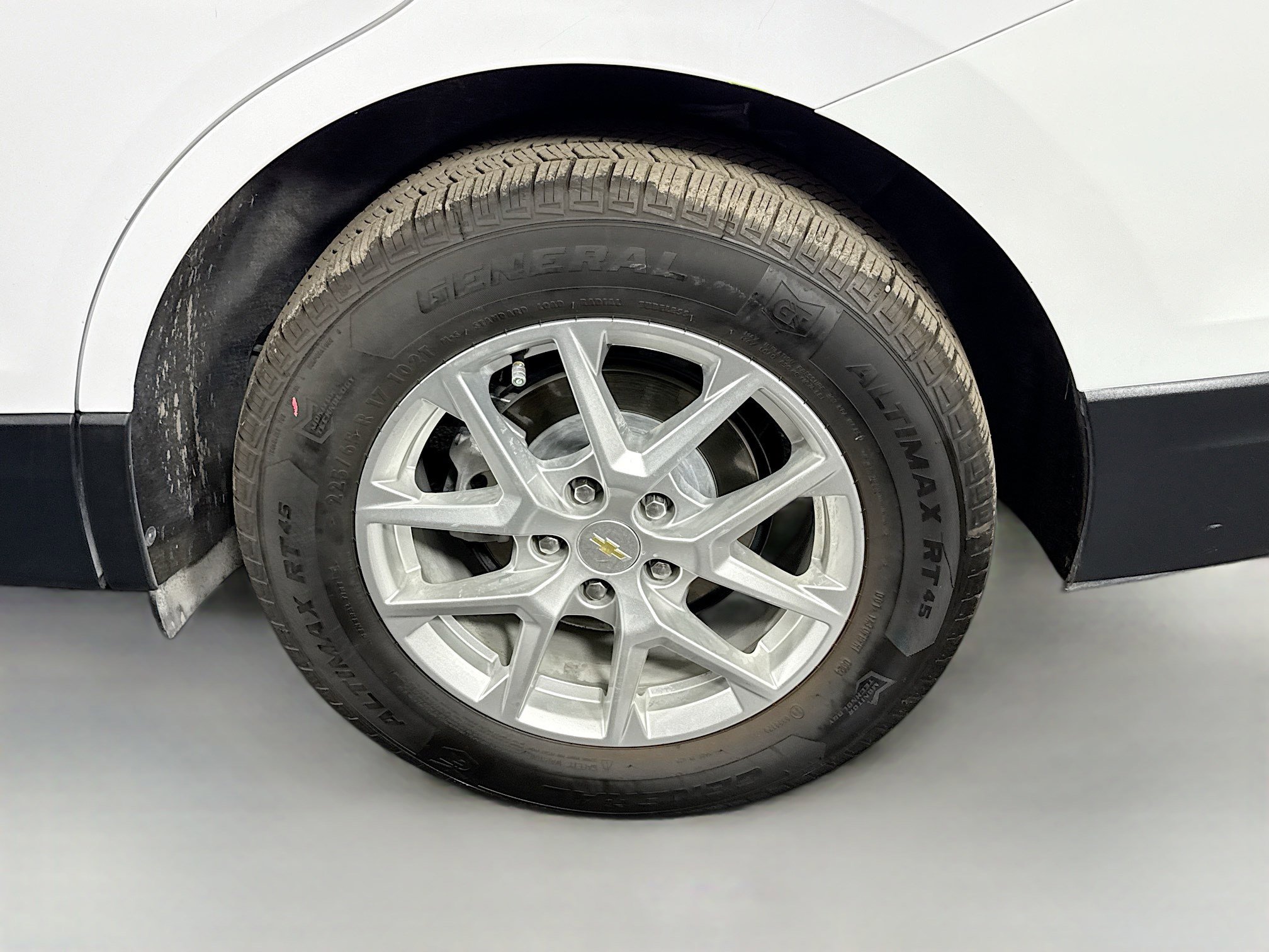 Used 2022 Chevrolet Equinox LT w/ Driver Convenience Package image 37