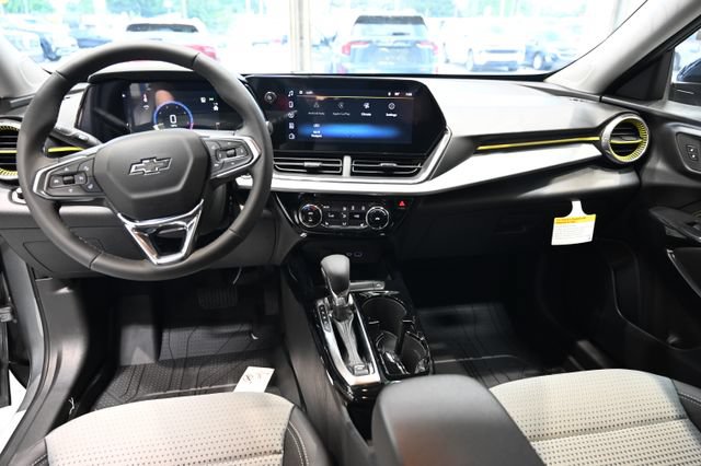 New 2026 Chevrolet Trax LT w/ Driver Confidence Package FWD image 12