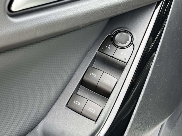 New 2026 Chevrolet Equinox LT w/ Safety and Technology Package FWD image 22